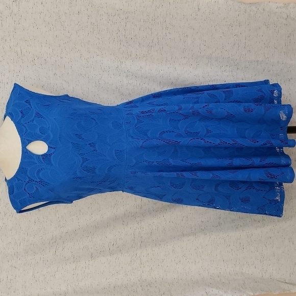 Blue Lace Keyhole Dress - Picture 1 of 8